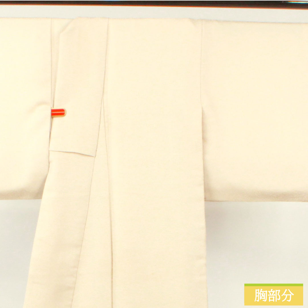 色無地 ポリエステル 身丈170.5cm 裄丈65cm 生成り色（きなりいろ） 洗える着物 一つ紋 五三桐 袷 Aランク ベージュ系 1114001263625