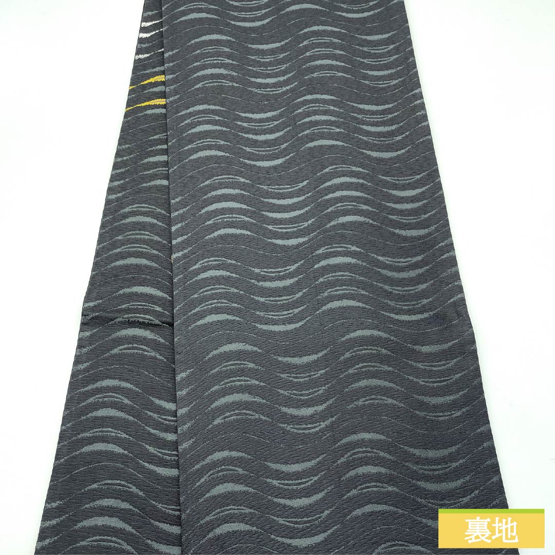 This reversible, navy-gray Nishijin-ori (Nishijin-ori) obi features a grape pattern and is suitable for formal occasions. It's 472cm long and has a six-fold hem. It's a S-rank design, suitable for formal occasions. Product code: 1123014412422