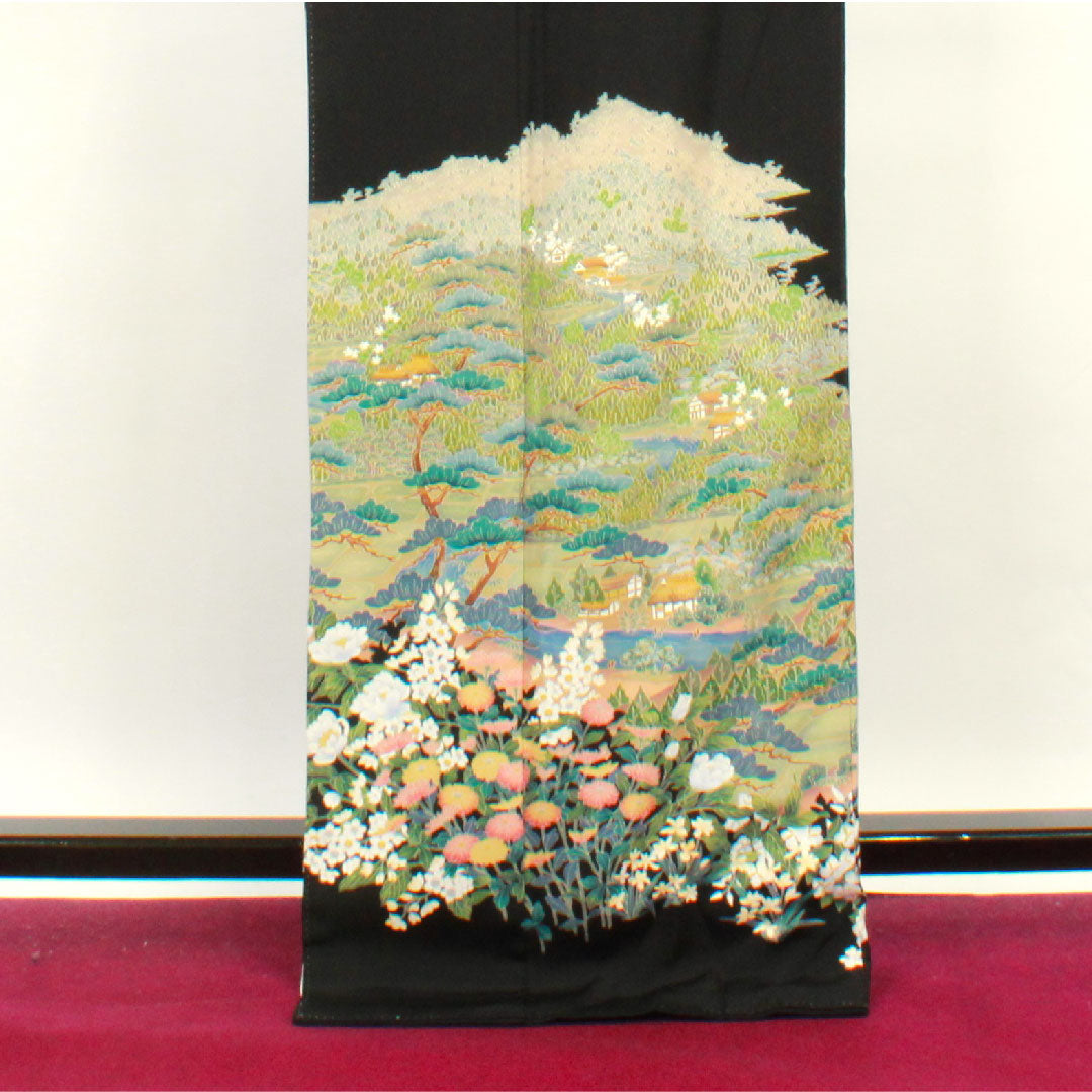 Black formal kimono, length 168.5cm, sleeve length 62cm, lined, by artist Chaya Tsuji, floral pattern, circle with diamond pattern, pure silk, A rank, five crests, black, 1111000473510