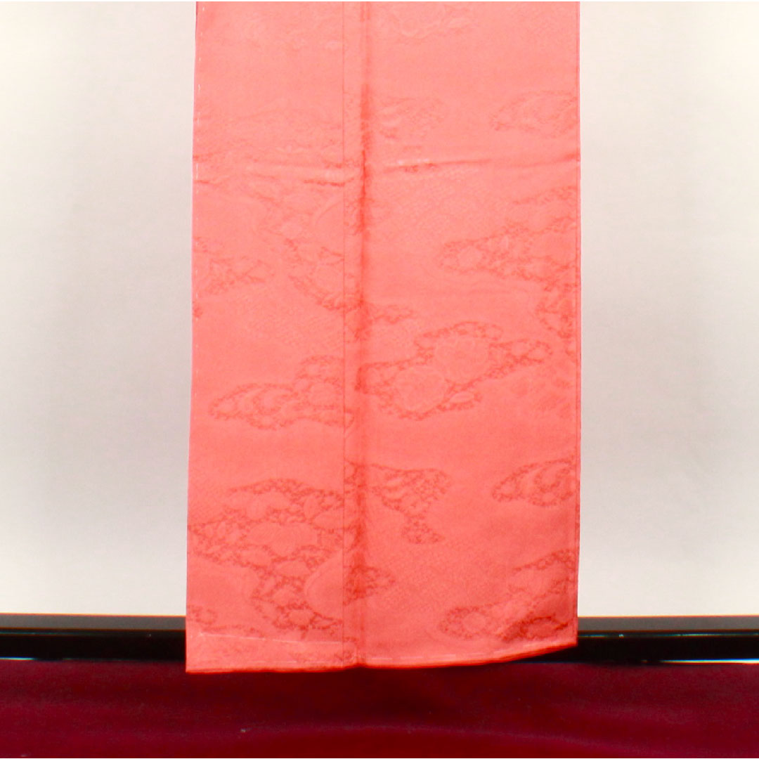 Solid color, medium red, Tsujigahana, Sword and Scissors, Length 155.5cm, Sleeve length 64.5cm, Lined, Pure silk, S rank, Vermilion, 1114000492316