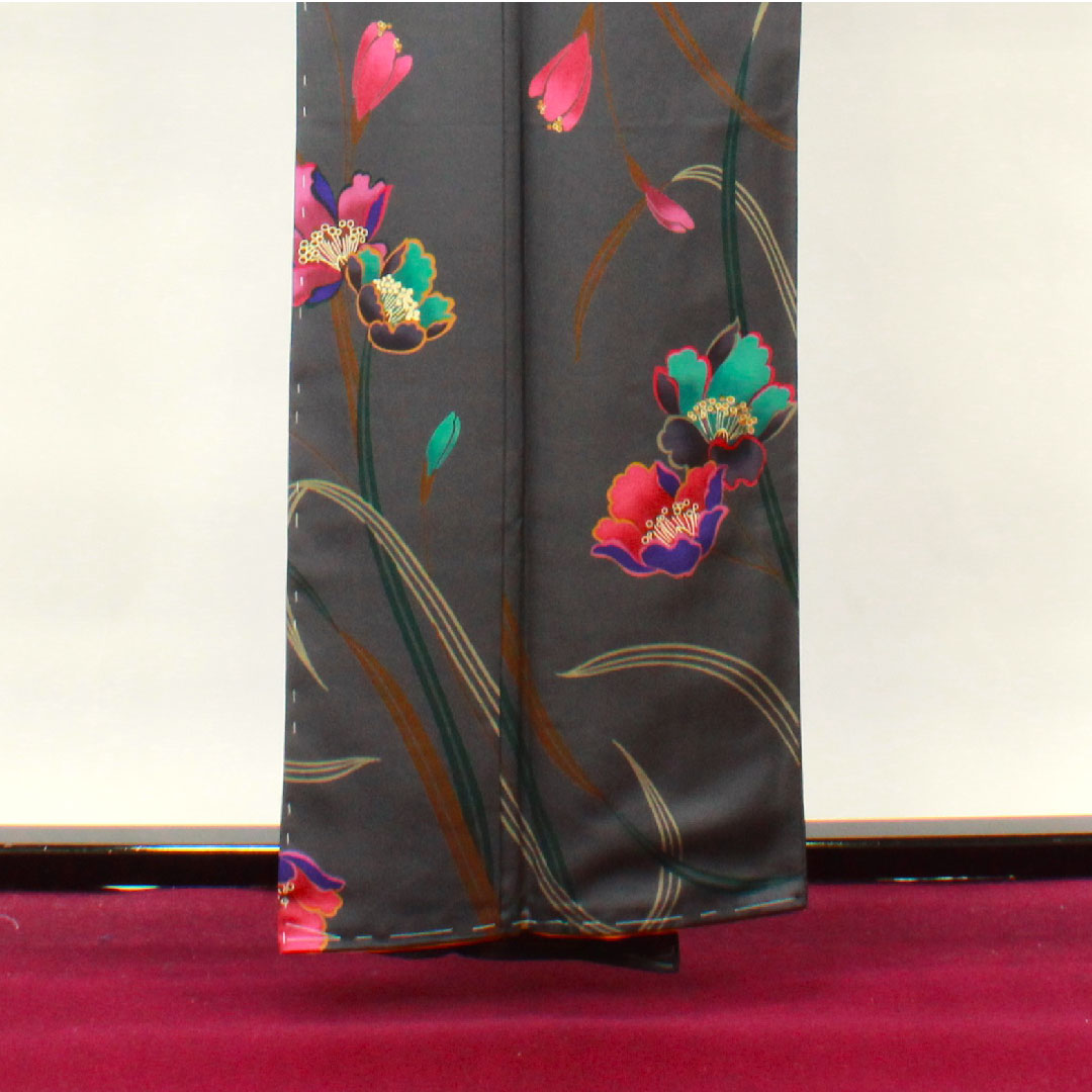 小紋 身丈158.5cm 裄丈64cm 袷  鋼色 しつけ糸付き 未使用品 手描き 京友禅 草花模様  正絹 Sランク グレー系 1115002902322