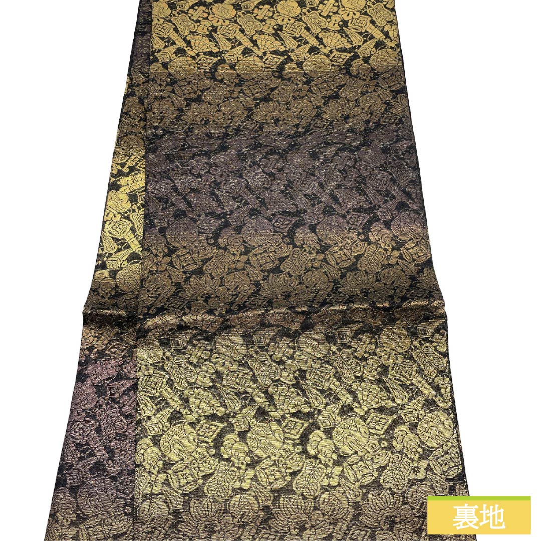 Reversible, pure silk obi with a grape arabesque and treasure motif. Length: 462cm. S rank. Full-length. Semi-formal. Black. Product number: 1123014742410