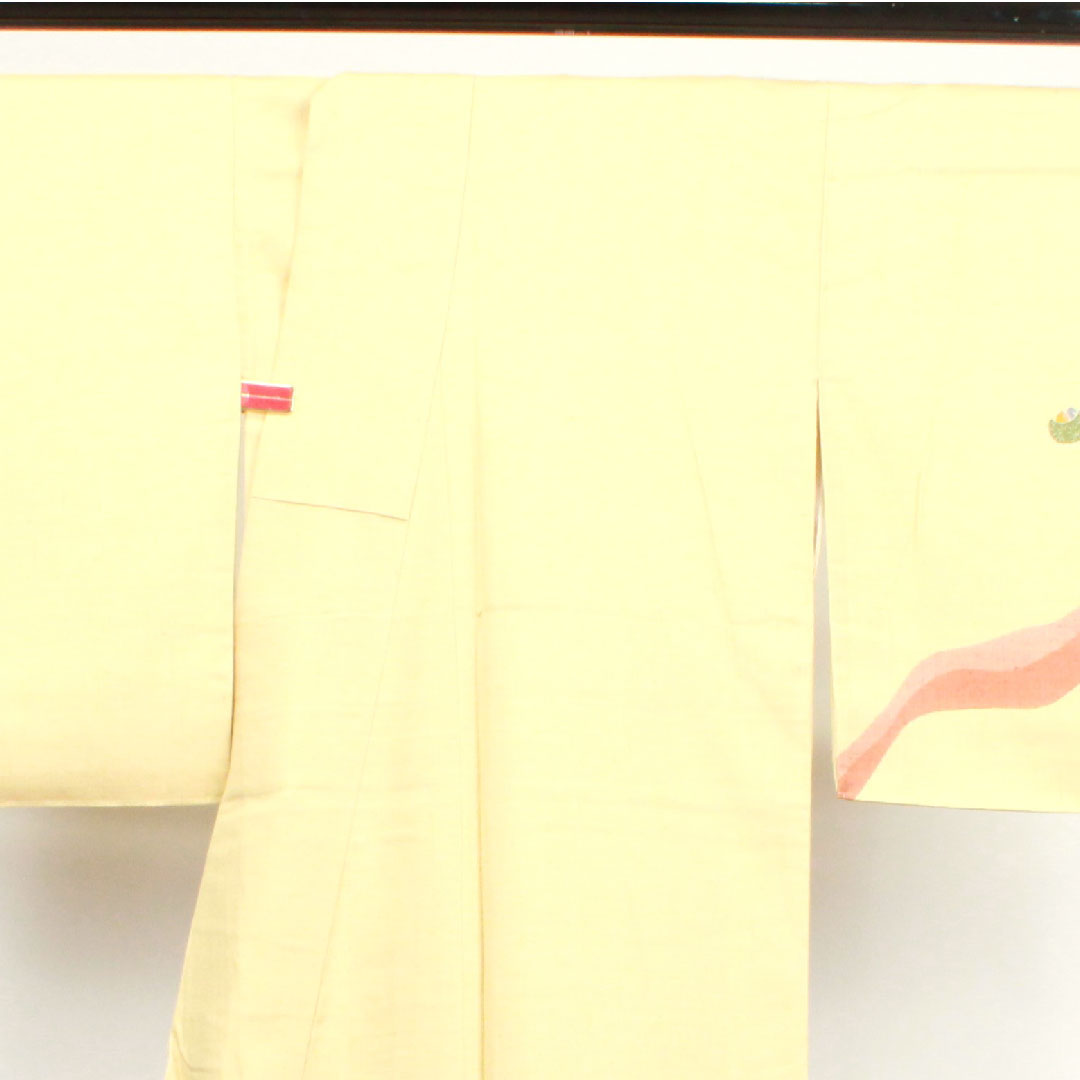 訪問着 袷 身丈169cm 裄丈69cm 薄卵色 猿蟹合戦 紬地 正絹 Sランク クリーム系 1112002612515