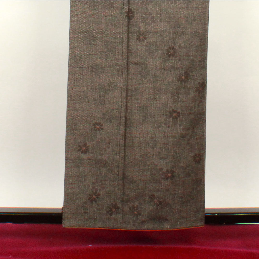 紬 身丈158.5cm 裄丈64cm 墨色 亀甲 花模様 正絹 Sランク 袷 グレー系 1116001872322