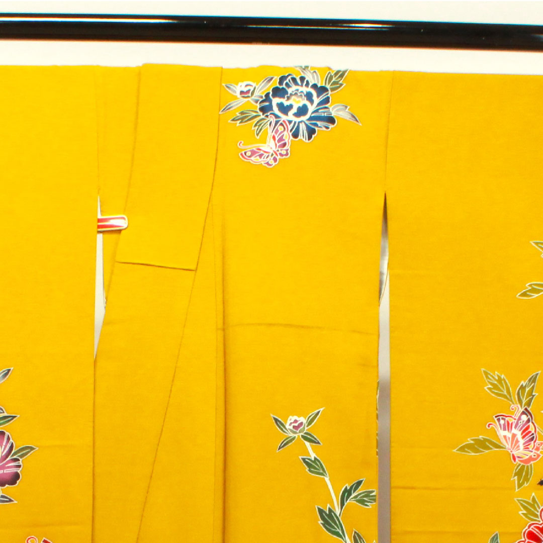 振袖 身丈164cm 裄丈66cm 袷  八丈色 京紅型 蝶 草花模様  正絹 Sランク 黄系 1113001742423