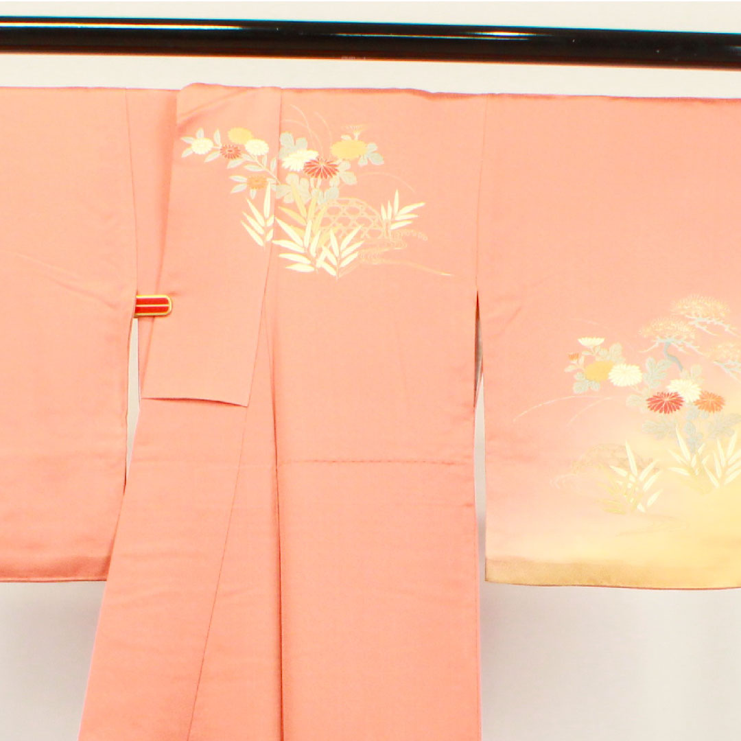 訪問着 正絹 袷 身丈161cm 裄丈63cm 珊瑚色 京友禅 菊 松 Aランク 橙系 1112002913426