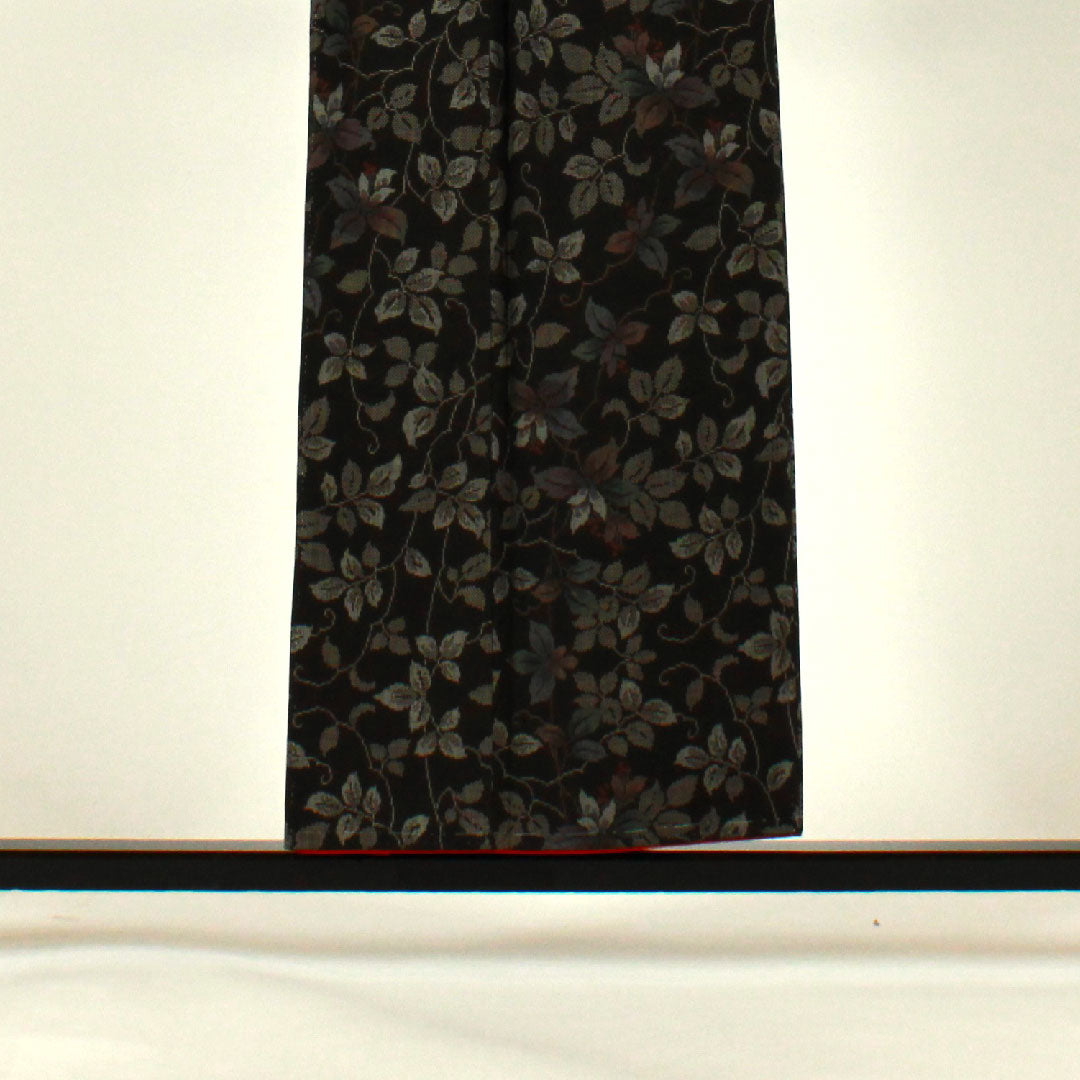 Oshima Tsumugi, Length 156cm, Sleeve length 63cm, Warp and weft ikat, Floral pattern, Pure silk, S rank, Lined, Black, 1116001192310