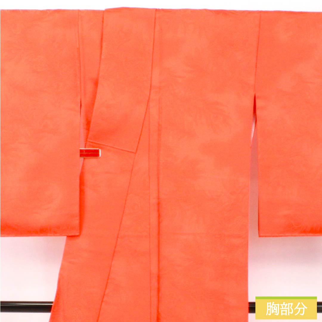 Solid-colored silk kimono, S-rank, length 165.5cm, sleeve length 64cm, Kyoto scarlet (Kyohiiro), peacock feather design, single crest, sword and katabami pattern, lined, orange, 1114002462526
