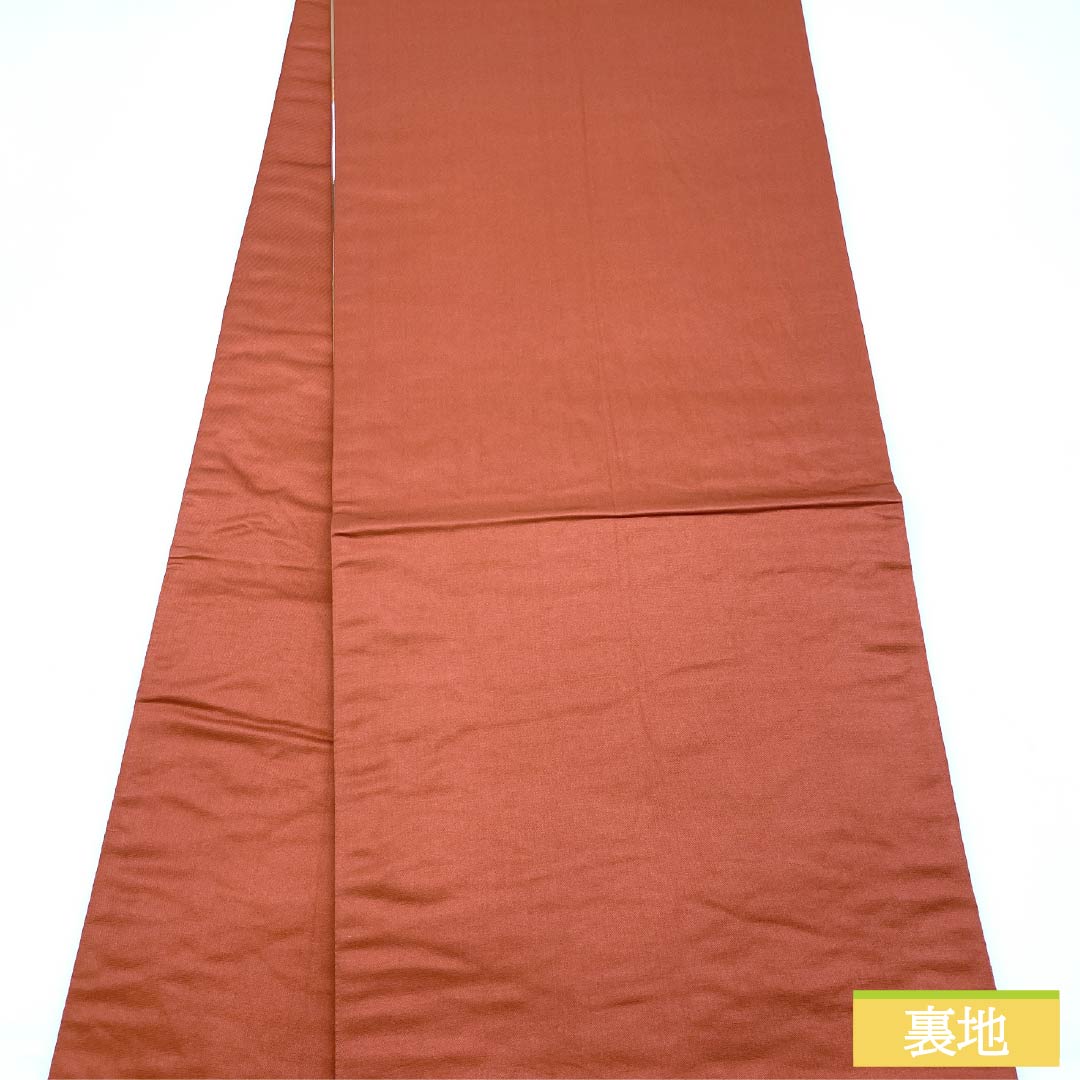 Pure silk obi for furisode (long-sleeved kimono), featuring auspicious motifs such as round crests, Chinese flowers, and butterflies. Length: 434cm. A-rank. Six-fold obi. Formal. Gold. Product number: 1123014273321