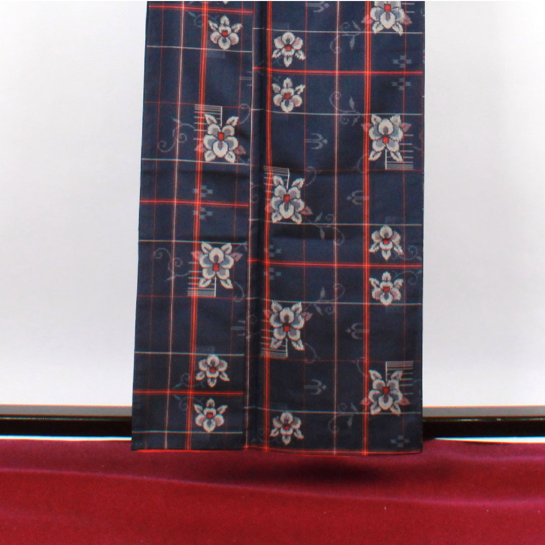 Murayama Oshima Length 160cm Sleeve length 64.5cm Ensemble Lattice Flower pattern Pure silk S rank Awase Navy 1116001932418