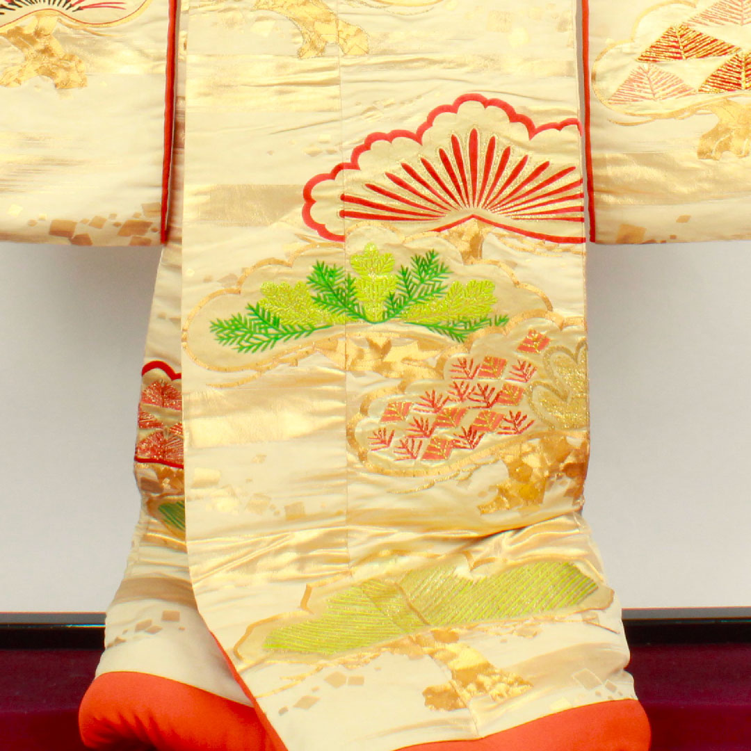 色打掛 身丈184cm  千總 大丸 千歳契松文 金駒刺繡 正絹 Bランク 袷 クリーム系 1110000604915