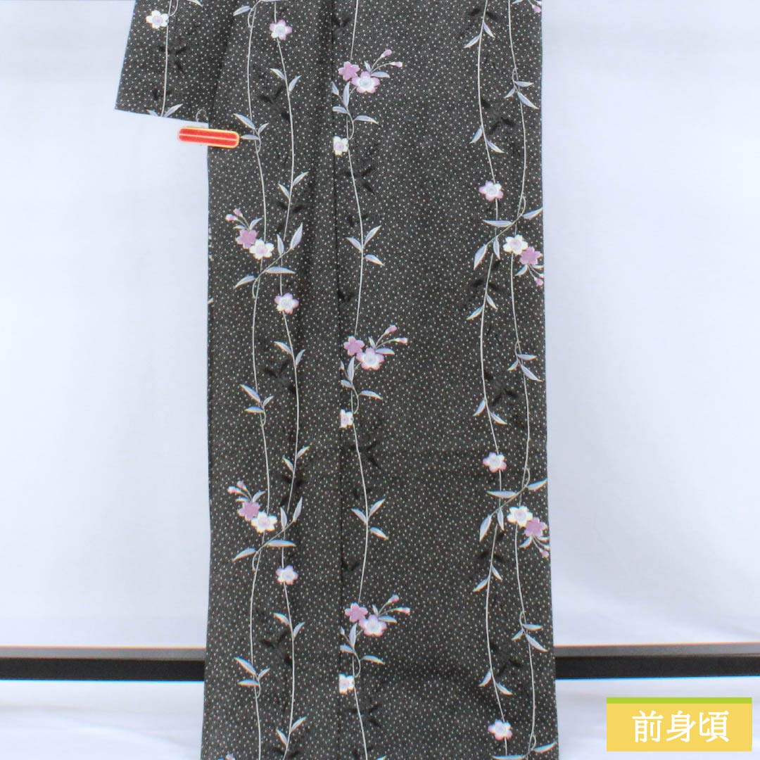 小紋 ポリエステル Sランク 身丈168cm 裄丈68.5cm 単衣 型染 桜 水玉 洗える着物 黒系 1115008002510