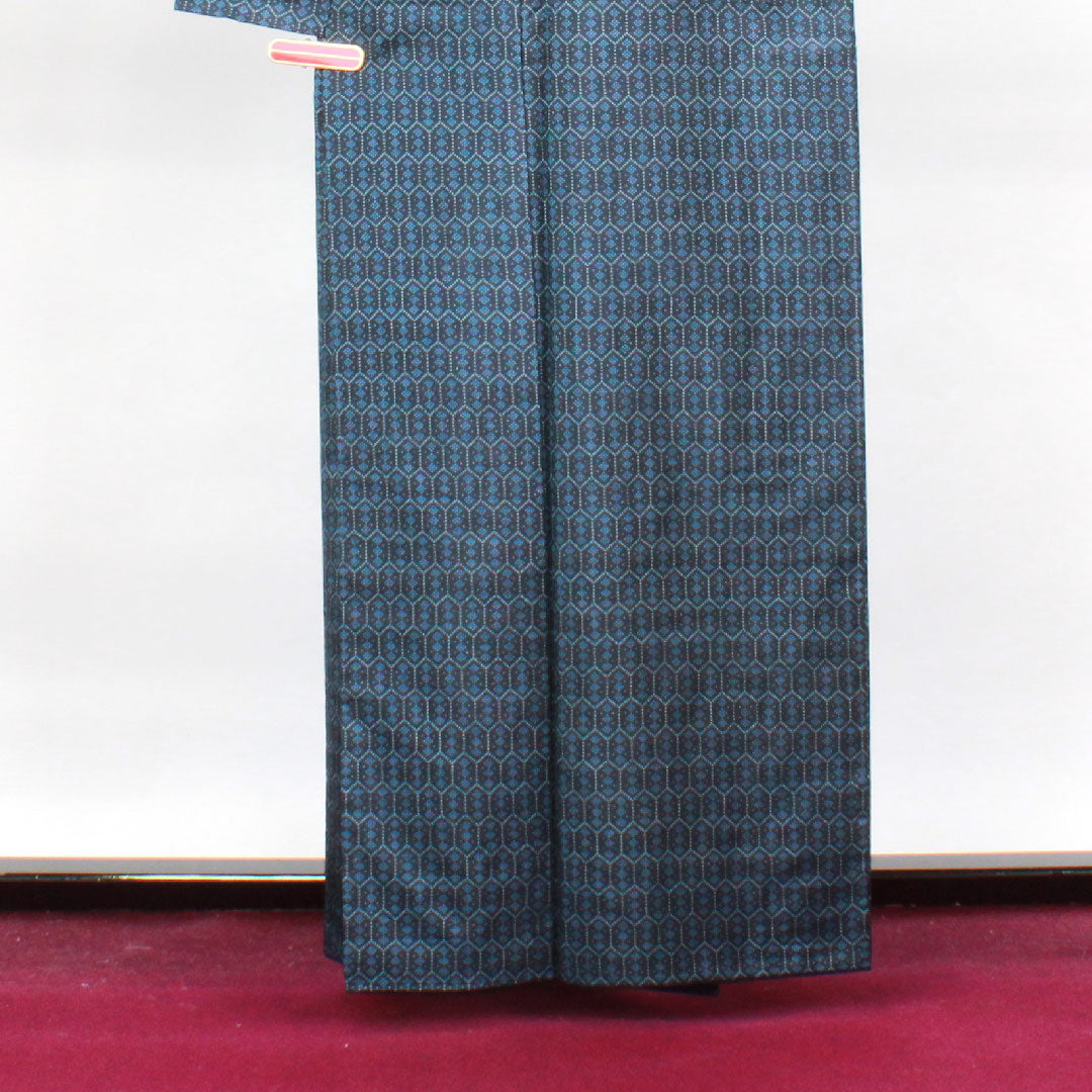 Oshima Tsumugi, Length 160.5cm, Sleeve length 63cm, Dark navy blue, Warp and weft kasuri, Tortoiseshell, Pure silk, A rank, Lined, Navy blue, 1116002593418