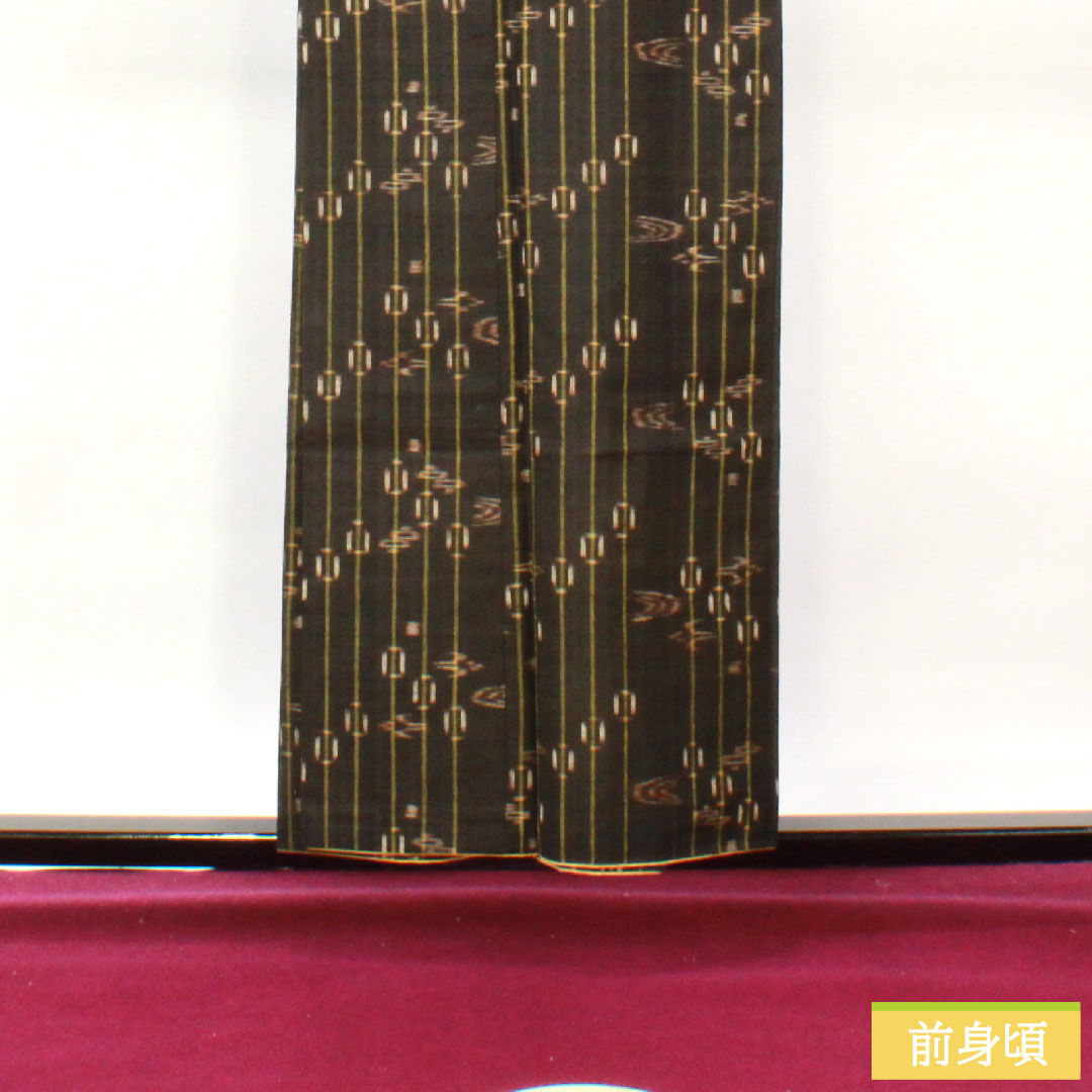 紬 正絹 身丈156.5cm 裄丈63cm 黒鼠色（くろねずいろ） 久米島紬 重要無形文化財 Bランク 袷 茶系 1116003504314