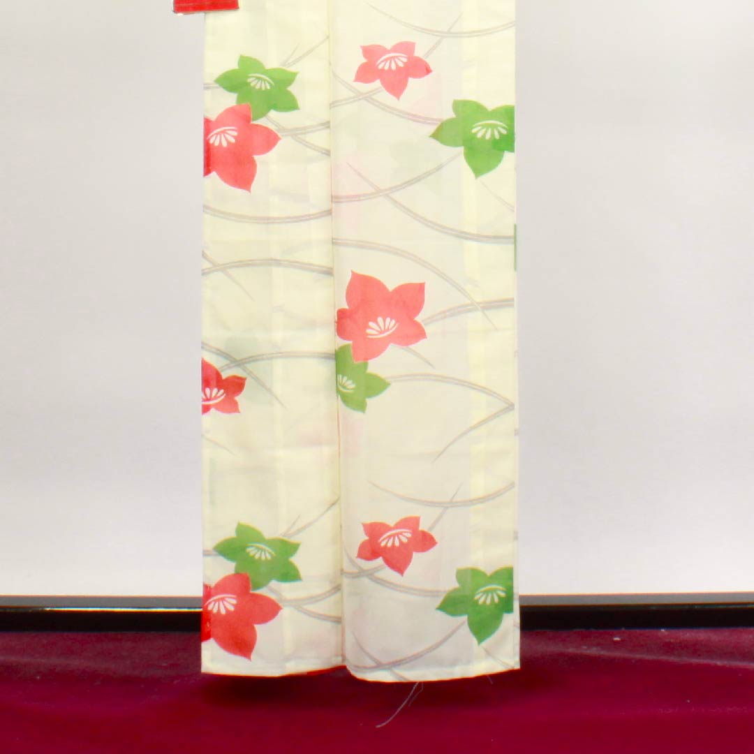 夏物 ポリエステル 訪問着 身丈160cm 裄丈65cm 白百合色（しらゆりいろ）露芝 花模様 絽 Aランク クリーム系 1132000083415