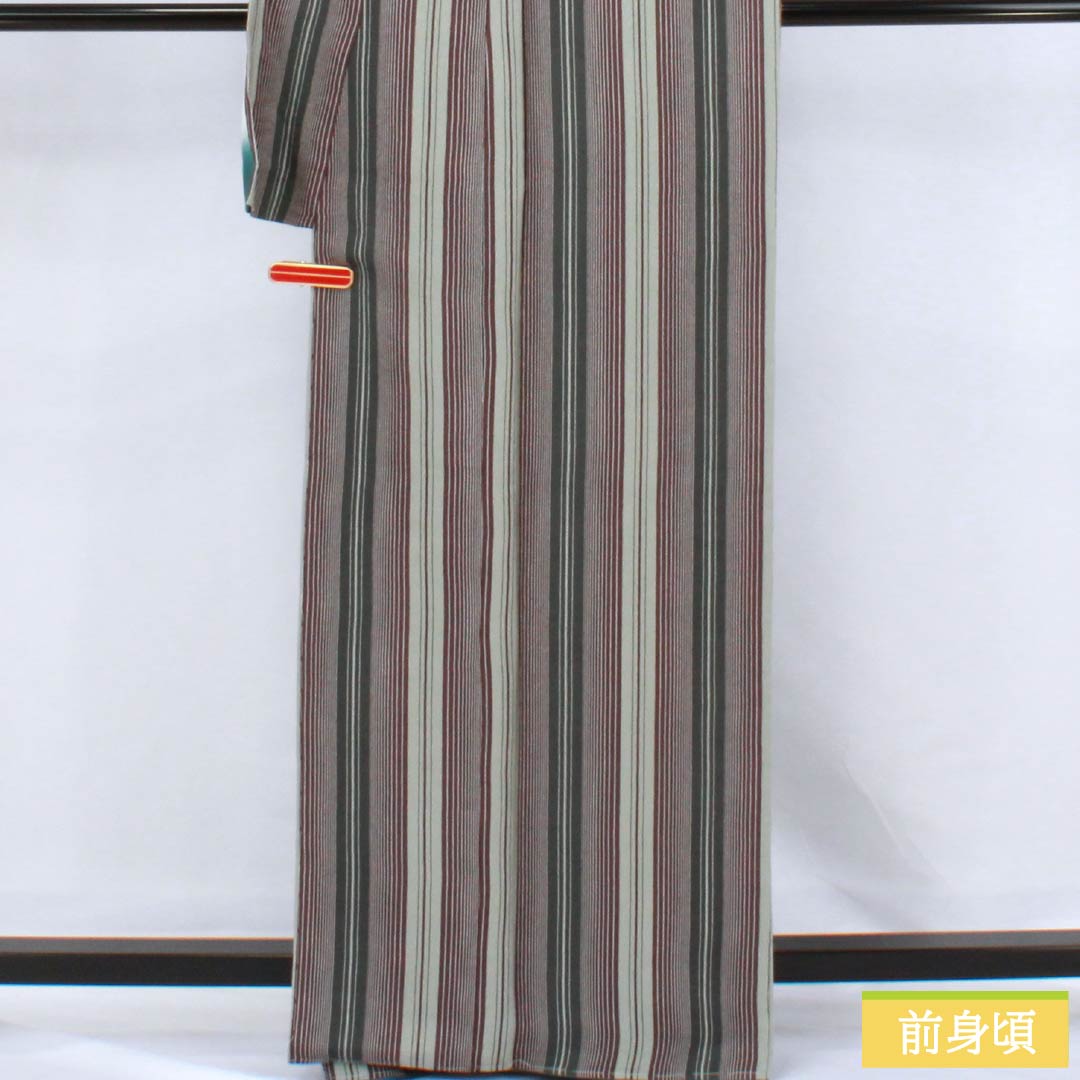 小紋 正絹 Sランク 身丈163.5cm 裄丈66cm 袷 青白磁色（せいはくじいろ） 縞 ちりめん地 しつけ糸付き 緑系 1115006452419