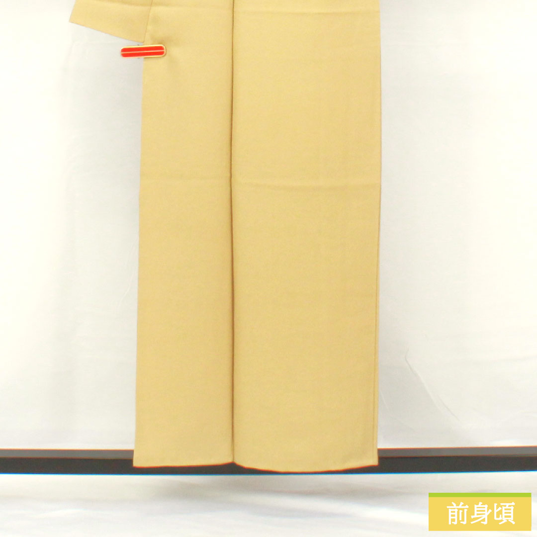 色無地 正絹 身丈154.5cm 裄丈62.5cm 魚子黄色（ぎょしこういろ） 一つ紋 陰抱き茗荷 袷 Aランク 黄系 1114001953223