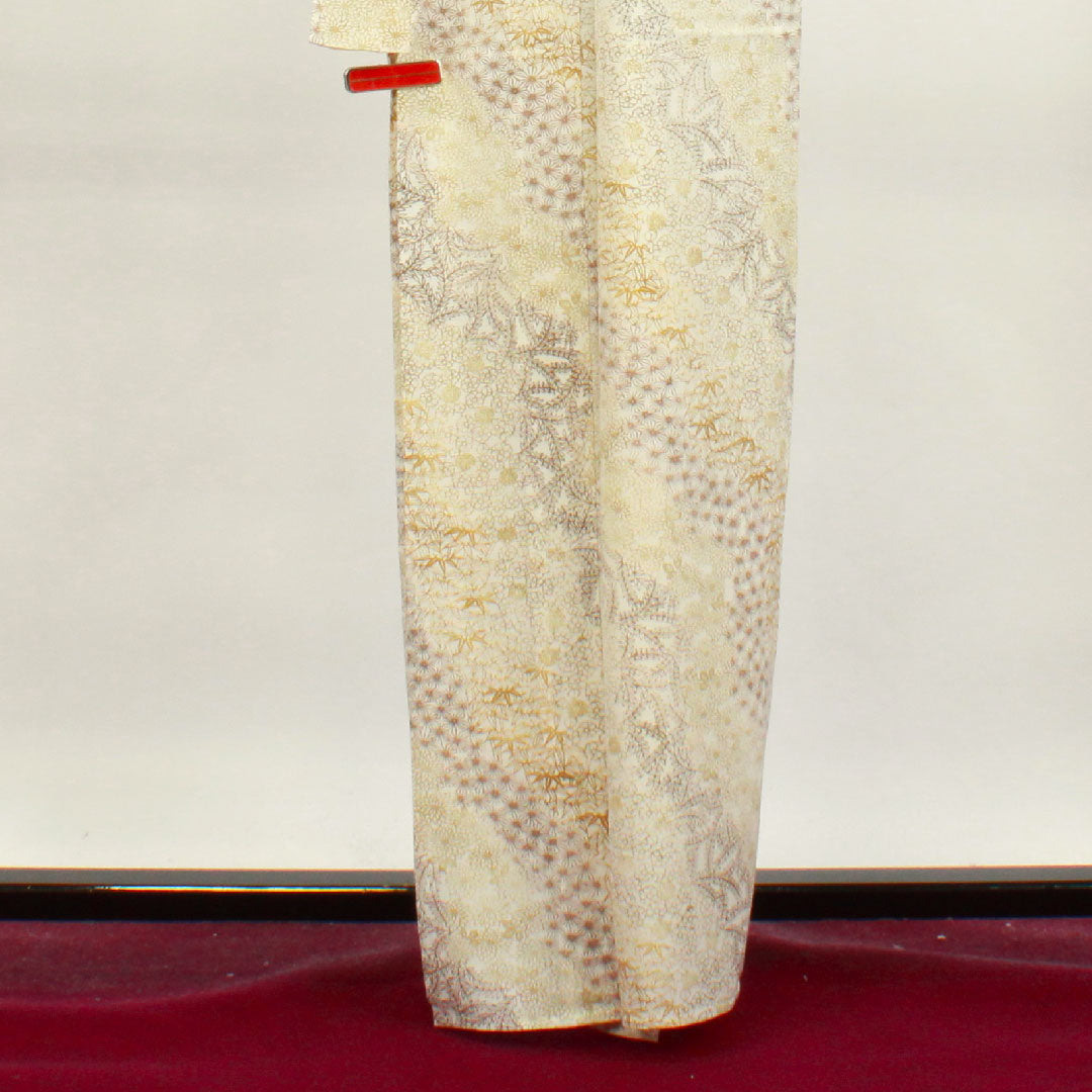 夏物 正絹 小紋 身丈161.5cm 裄丈61.5cm 乳白色（にゅうはくしょく） 菊 麻の葉 竹 絽 Aランク クリーム系 1132001333415