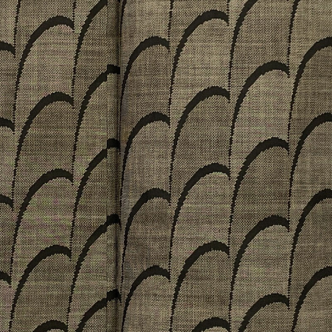 Oshima Tsumugi, Length 156cm, Sleeve length 63cm, 9 marks, Abstract pattern, Pure silk, A rank, Lined, Black, 1116000613310
