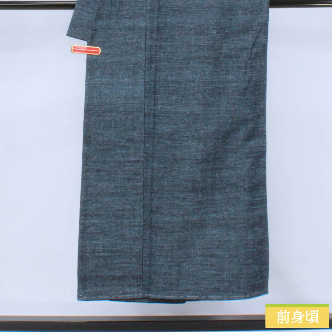 男物 正絹 Sランク 身丈146cm 裄丈73cm  錫紵色（しゃくじょいろ） 紬地 しつけ糸付き アンサンブル 袷 グレー系 1119001042422