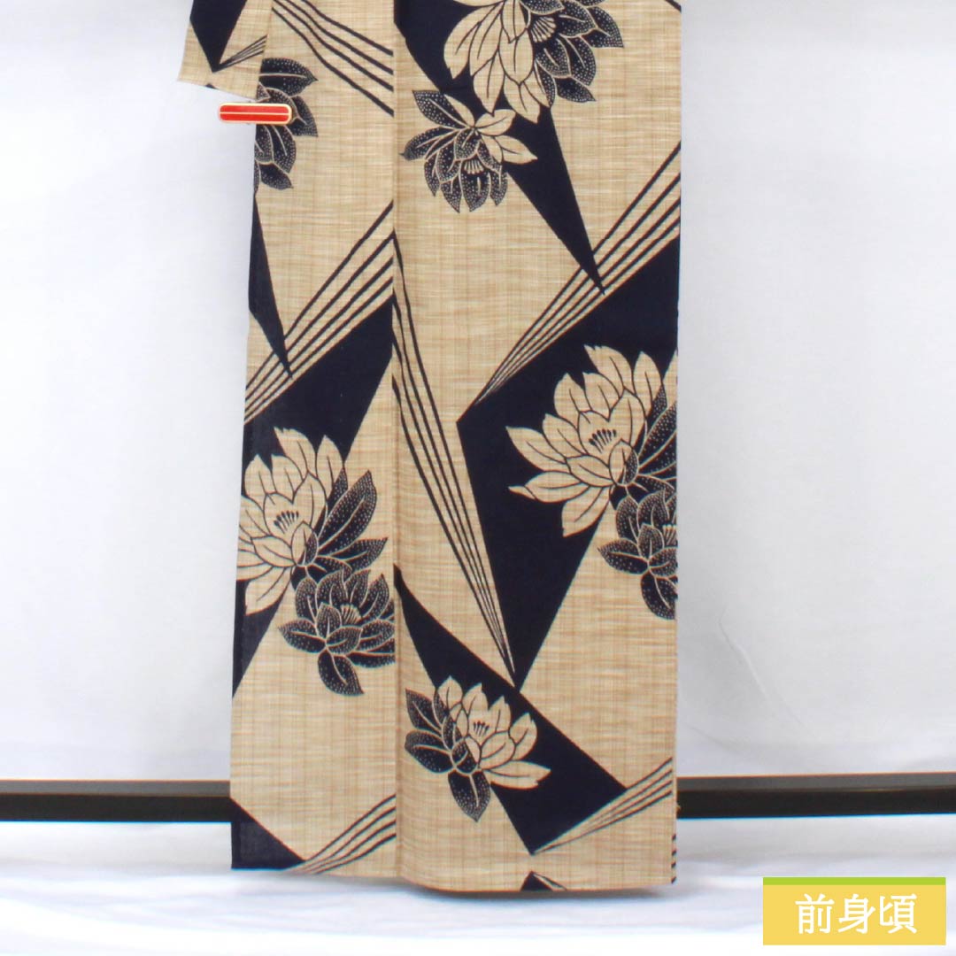 浴衣 木綿 身丈165cm 裄丈67.5cm Sランク 単衣 ベージュ系 内記煤竹色（ないきすすたけいろ） 花柄 1118005812525