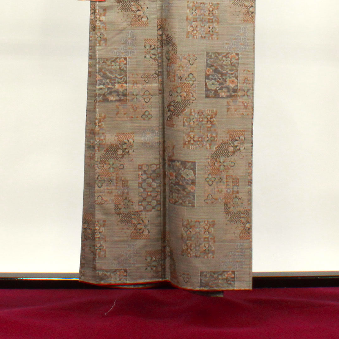 Tsumugi, Length 155cm, Sleeve length 62.5cm, Silk gray, Abstract pattern, basting thread included, Pure silk, S rank, Lined, Gray 1116002722322