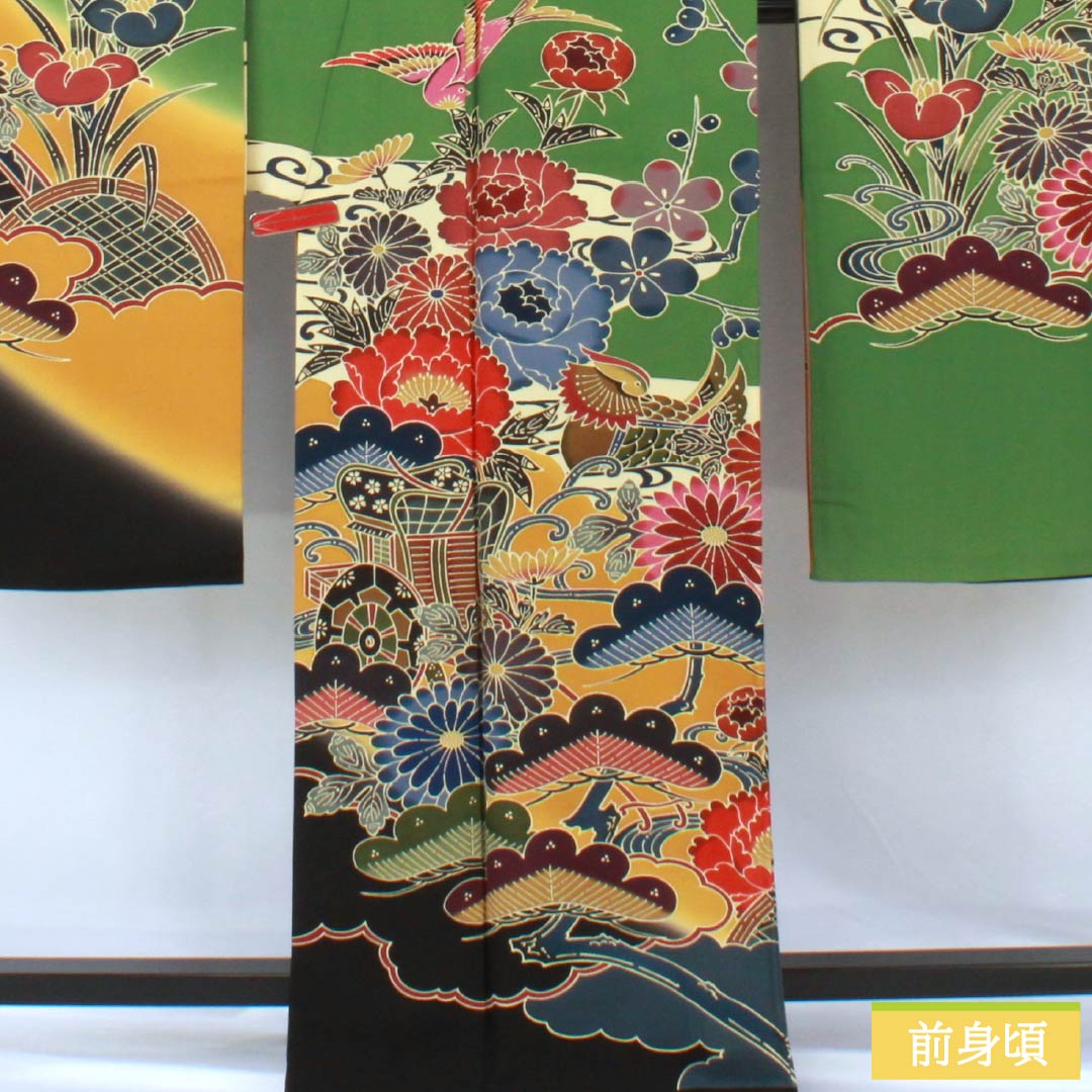 振袖 正絹 Aランク 身丈164.5cm 裄丈69cm 袷 松葉色（まつばいろ） 京紅型 吉祥文様 牡丹 菊 松 緑系 1113002363419