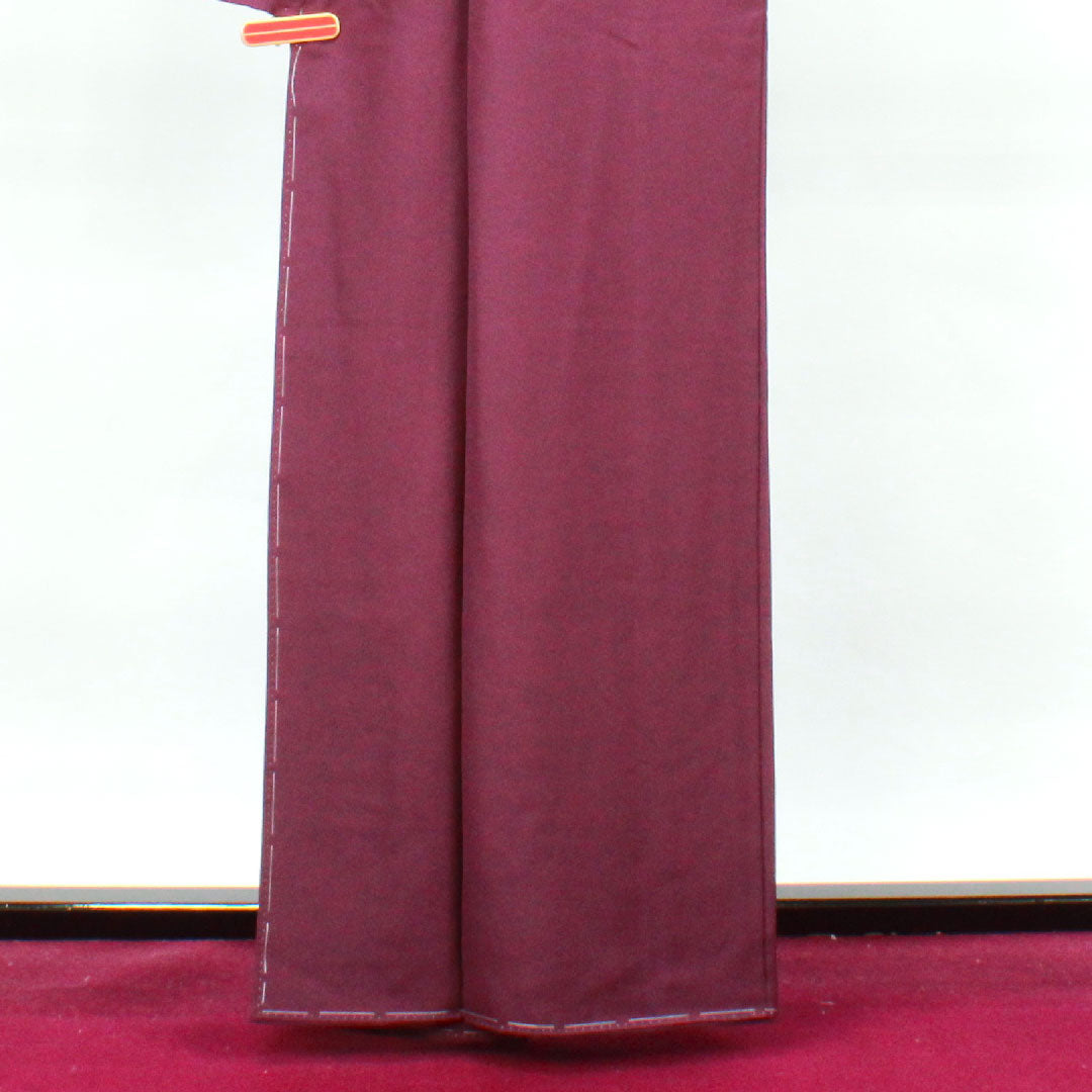 色無地 ポリエステル 紫根色 洗える着物 素無地 丸に三つ柏  身丈163cm 裄丈62.5cm 袷  Sランク 紫系 1114000782420