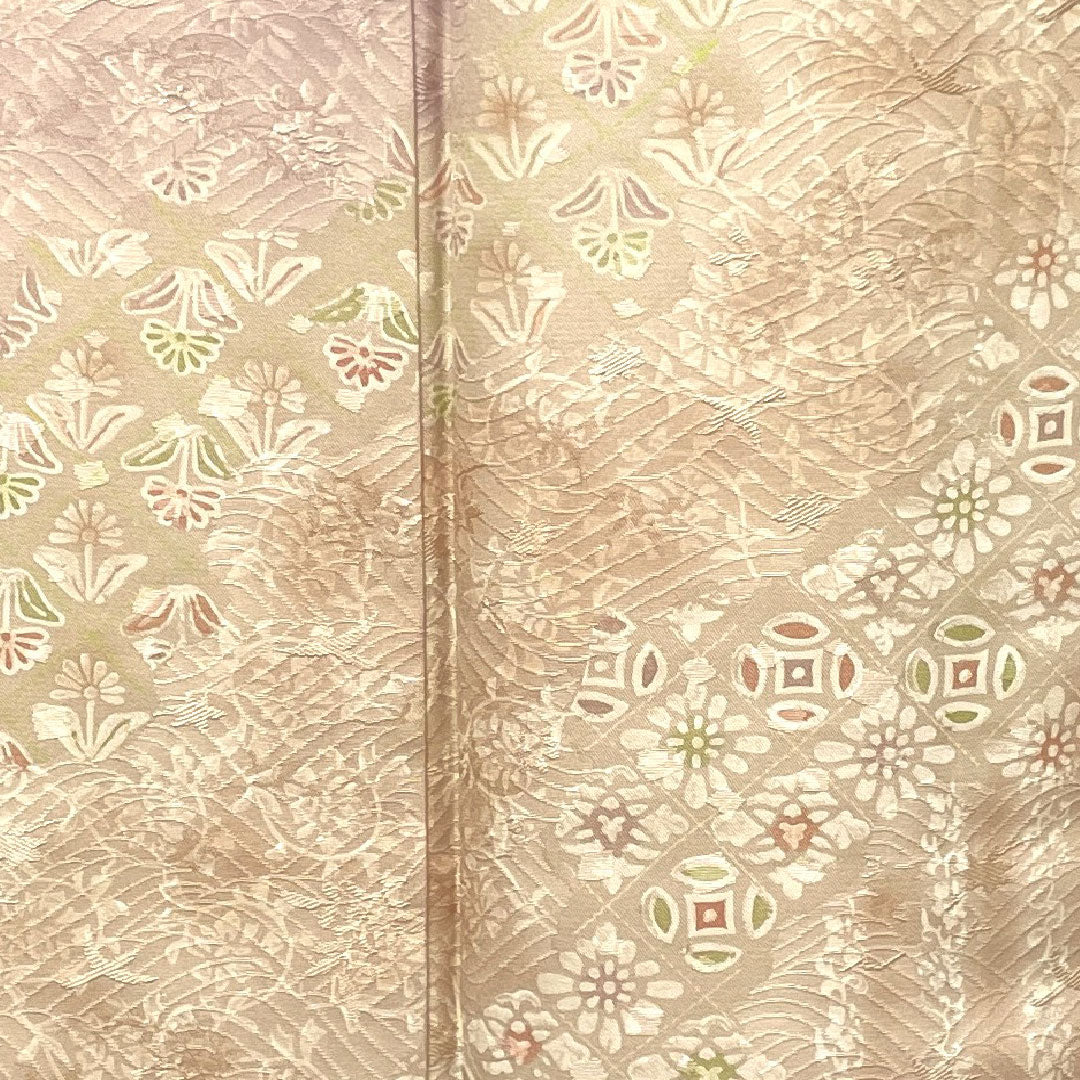 Komon, Length 157cm, Sleeve length 61.5cm, Lined, Light cherry blossom color, Abstract pattern, Pure silk, S rank, Pink 1115002952313