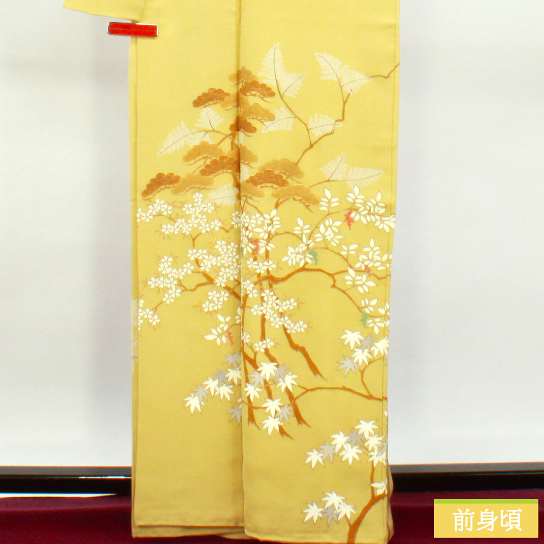 Homongi, pure silk, lined, length 164cm, sleeve length 64cm, faint yellow, Kyoto Yuzen, autumn grass pattern, one crest, five-fold fan, A rank, yellow, 1112004323423