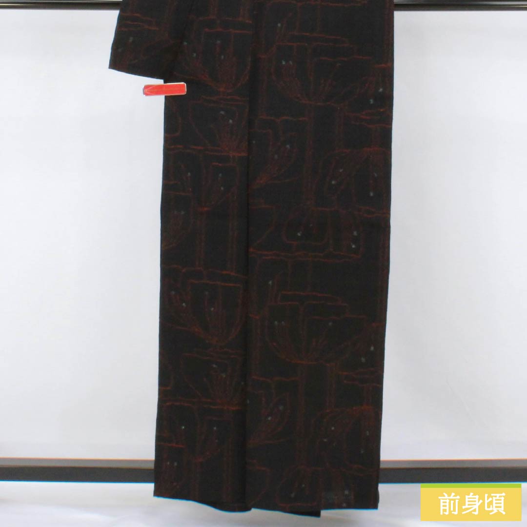 Pure silk tsumugi (pongee) kimono, Grade A, length 161cm, sleeve length 63.5cm, with a floral pattern, black, single layer, product number 1116004403410