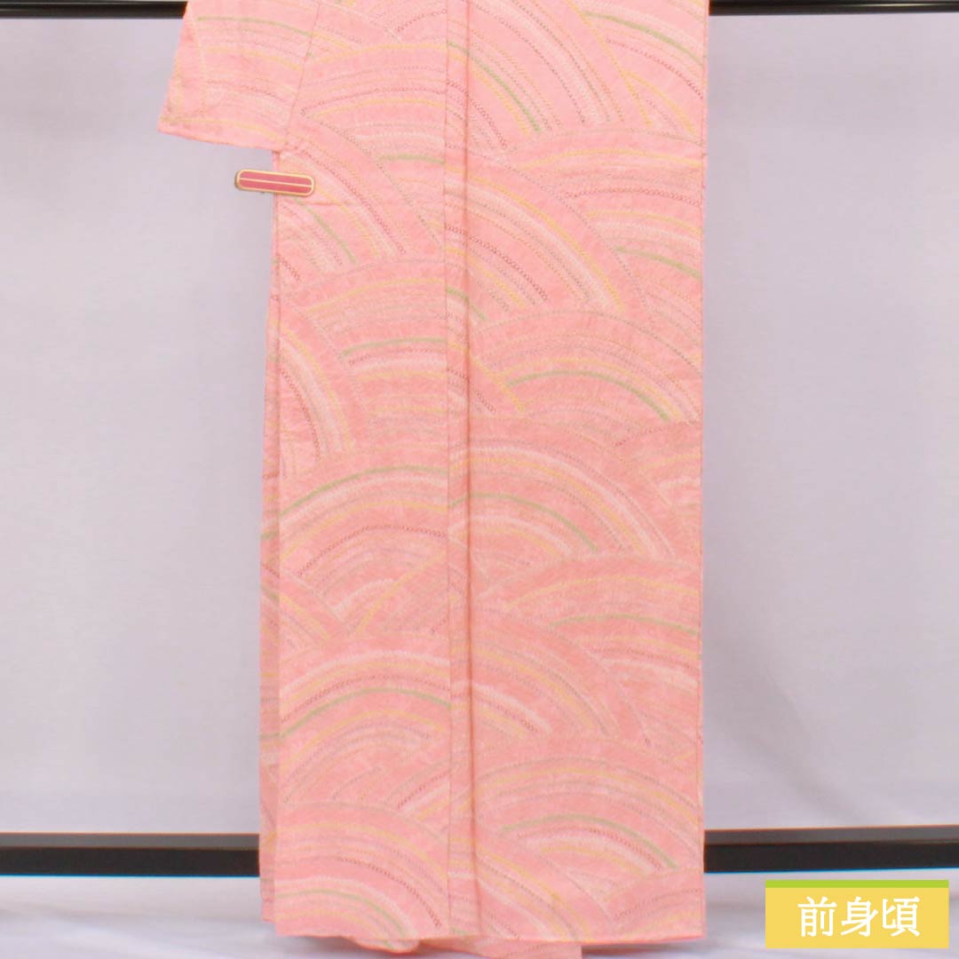 Komon (small pattern) kimono, pure silk, A rank, length 163cm, sleeve length 65.5cm, lined, Tokiiro (red), tie-dyed, Seigaiha (wave) pattern, pink, 1115007103413