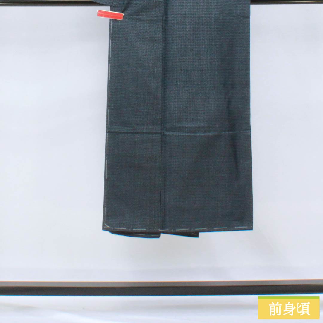 Men's silk S-rank kimono, length 138cm, sleeve length 65.5cm, Aisumi brown (ice-washed brown) Oshima Tsumugi pongee with tortoiseshell pattern and basting threads, lined, navy blue, product number 1119001152318
