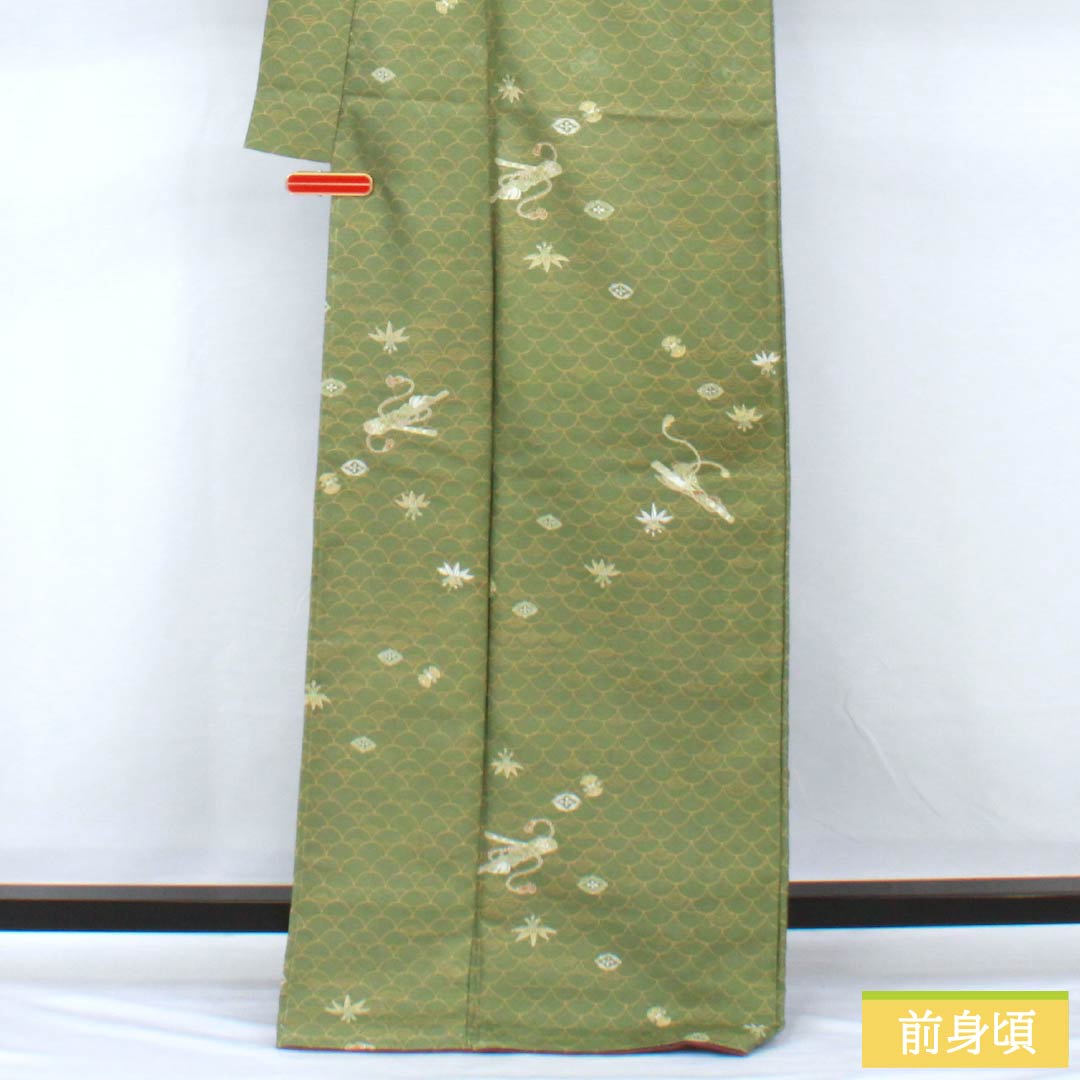 小紋 ポリエステル 身丈169cm 裄丈64.5cm 袷 仏手柑色（ぶしゅかんいろ） 洗える着物 笛 古典柄 Sランク 緑系 1115005462519