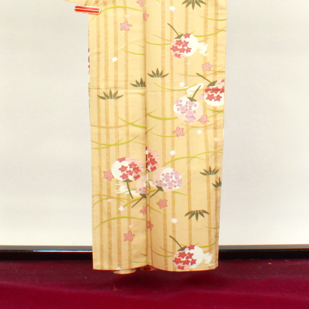 浴衣 東京白茶色 うさぎ 桜 木綿 Sランク 単衣 身丈158.5cm 裄丈65.5cm ベージュ系 1118003612325