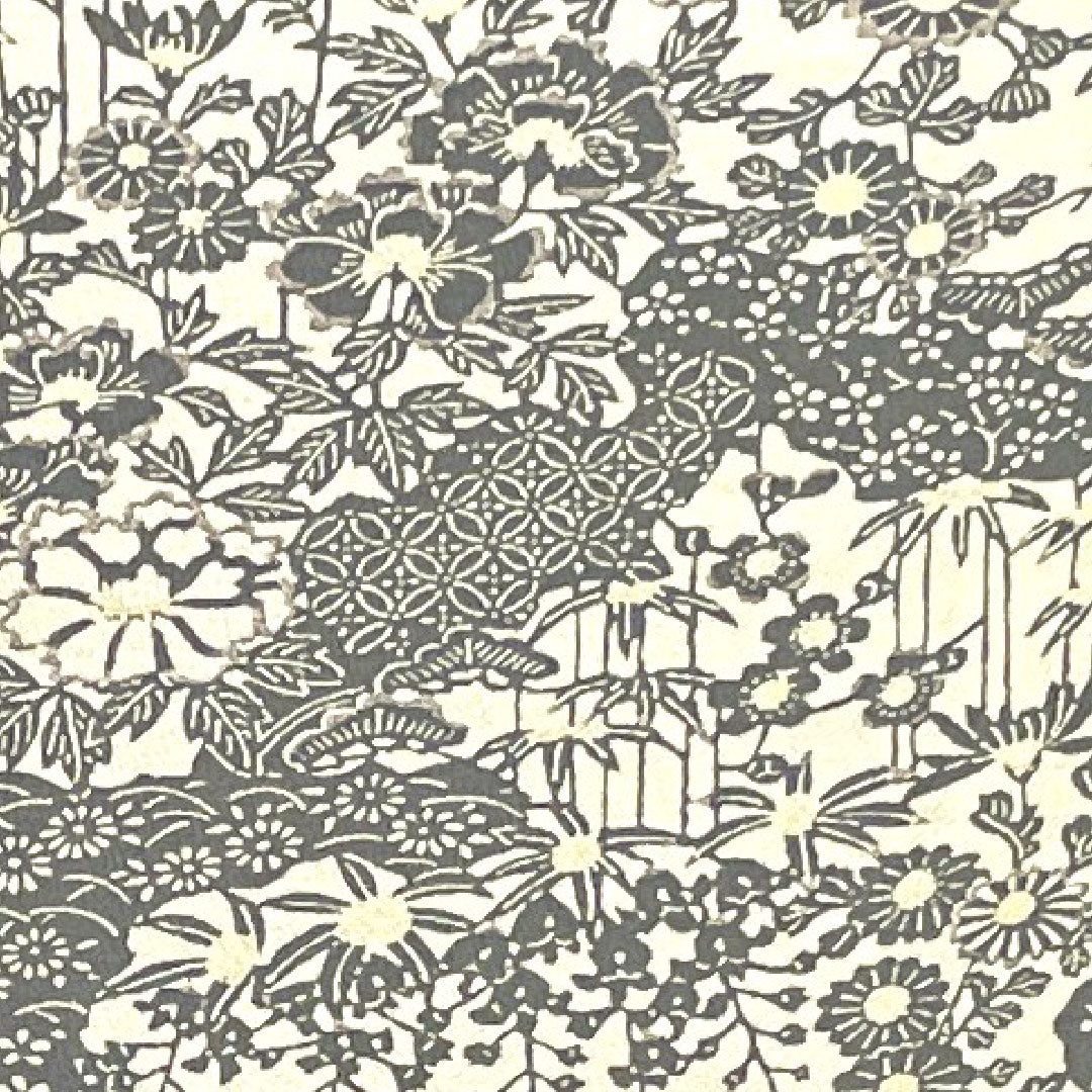 Komon, Length 164cm, Sleeve length 64.5cm, Lined, Neri-iro, Stencil-dyed, Auspicious pattern, Pure silk, A rank, Cream color, 1115002433415
