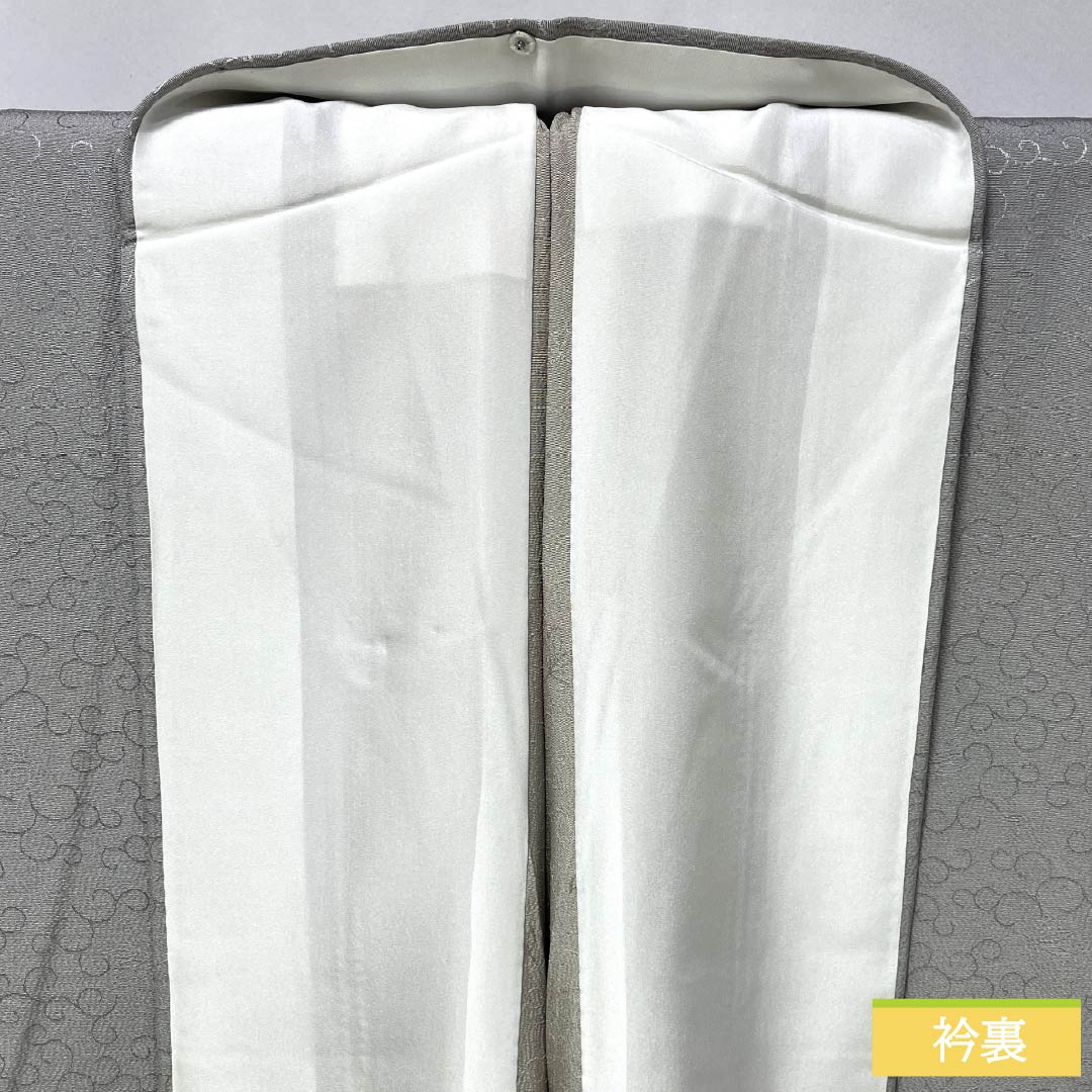 色無地 正絹 Sランク 身丈154cm 裄丈64cm 錫色（すずいろ） 一つ紋 丸に片喰 唐草 単衣 グレー系 1114002382222