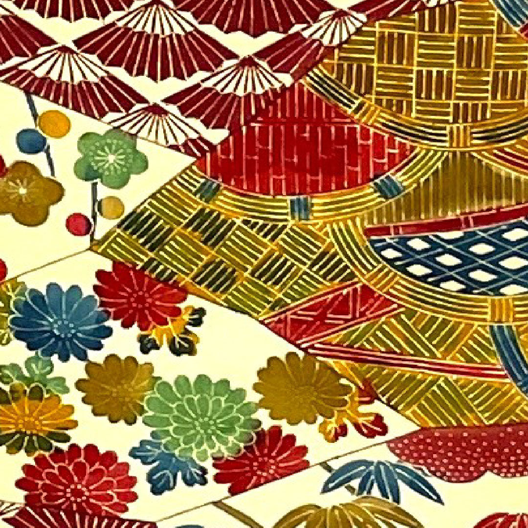 Komon, Length 156cm, Sleeve length 64cm, Lined, Stencil-dyed, Pine, Bamboo, and Plum, Auspicious motif, Pure silk, S rank, Cream color, 1115001722315