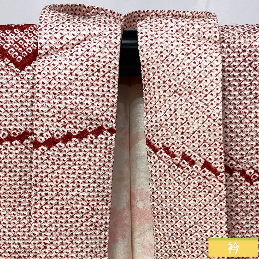 羽織 正絹 Sランク 身丈87cm 裄丈67cm 生臙脂色（しょうえんじいろ） 絞り 花 袷 赤系 1117001322912