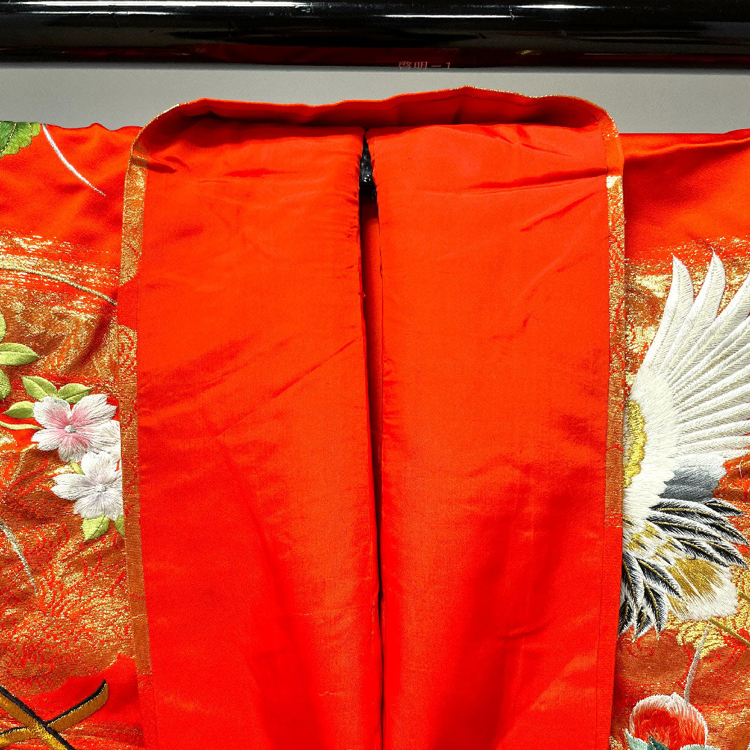 色打掛 身丈185cm  緋色 刺繡 花車 鶴 正絹 Bランク 袷 朱系 1110000264916
