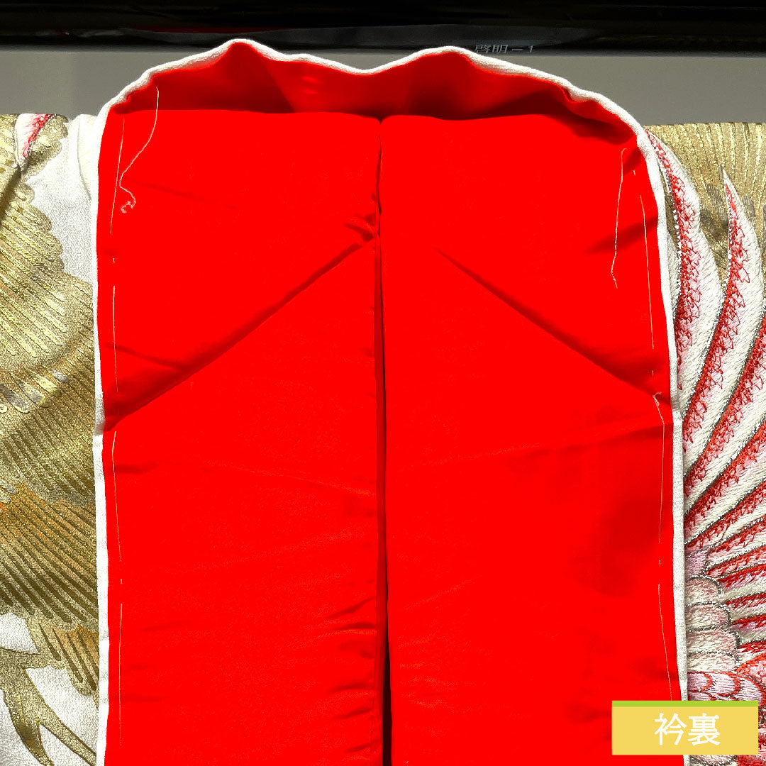 Colored uchikake, pure silk, length 191cm, sleeve length 65cm, Karaori, gold leaf finish, crane, B rank, lined, white, 1110000664911