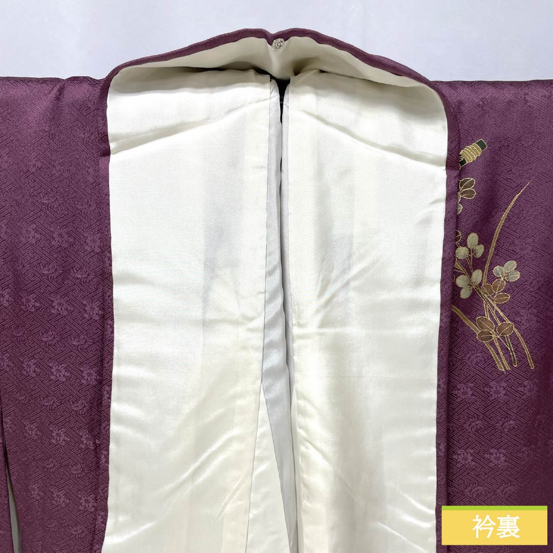 Visiting Kimono, Pure Silk, S Rank, Lined, Length 155.5cm, Sleeve Length 63cm, Crimson (Mekkouiro) Color, Kyoto Yuzen, Sewn Crest, Snow Rings with Different Hawk Feathers, Chrysanthemums, Hagi, Purple, Item Number: 1112006812320