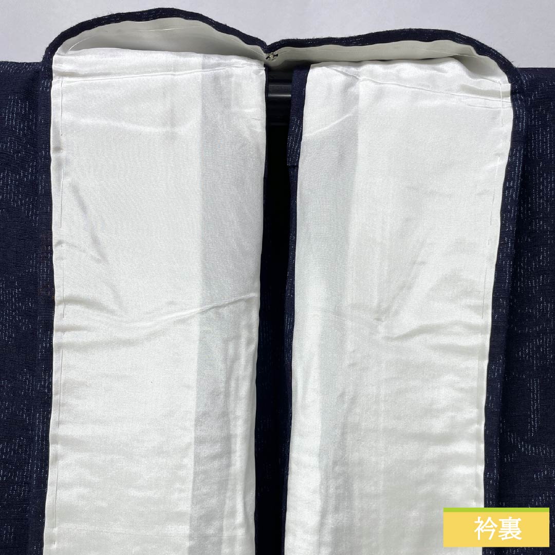 Pure silk tsumugi (pongee) with a floral pattern, length 149.5cm, sleeve length 62cm, brown (kachiiro) color, Yuki tsumugi, S rank, single layer, navy blue, product number 1116003772118