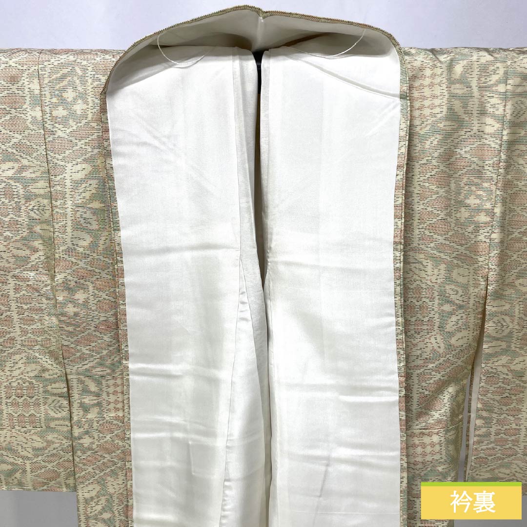 Silk Tsumugi (S-Rank) - Length 157cm, Sleeve Length 61.5cm, Light Yellow (Usukihadairo) - Oshima Tsumugi with Horizontal Double Kasuri Pattern and Abstract Pattern - Lined, Yellowish Colors - Product Code: 1116004592323