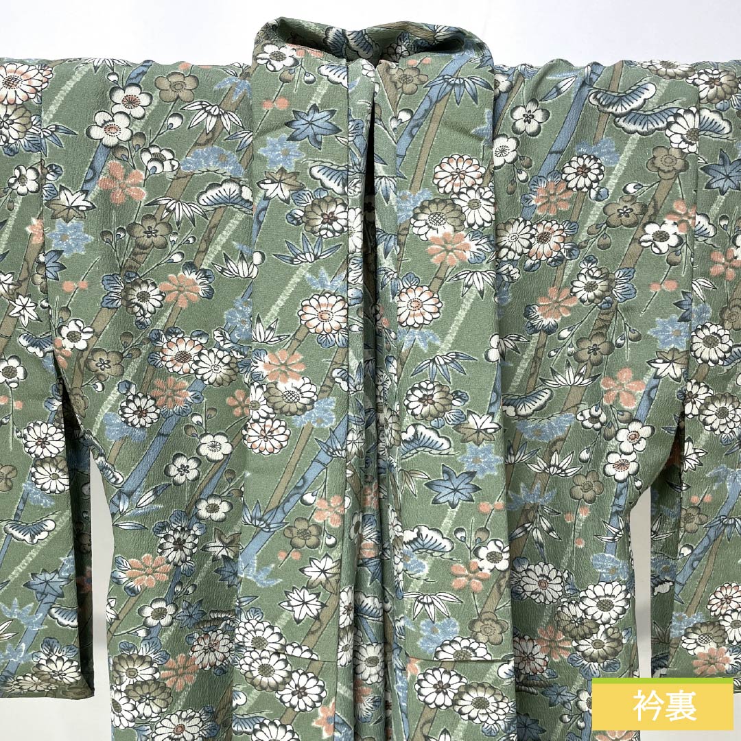 小紋 ポリエステル Sランク 身丈160cm 裄丈62cm 単衣 灰緑色（はいみどりいろ） 型染 松竹梅 小花 洗える着物 緑系 1115007792419