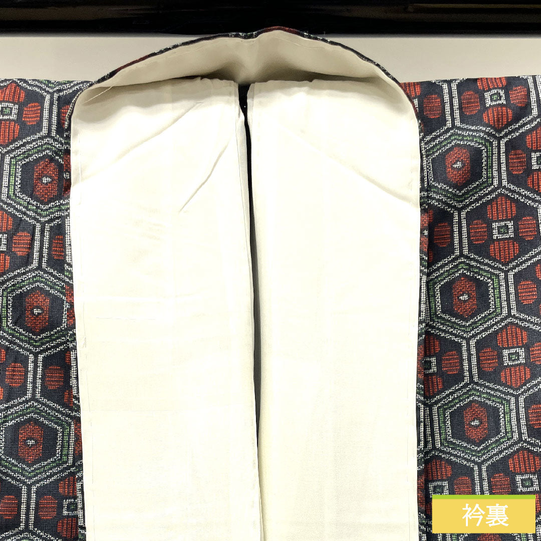 Murayama Oshima Tsumugi Silk Length 157cm Sleeve length 62.5cm Tortoise shell A rank Lined Black 1116002993310