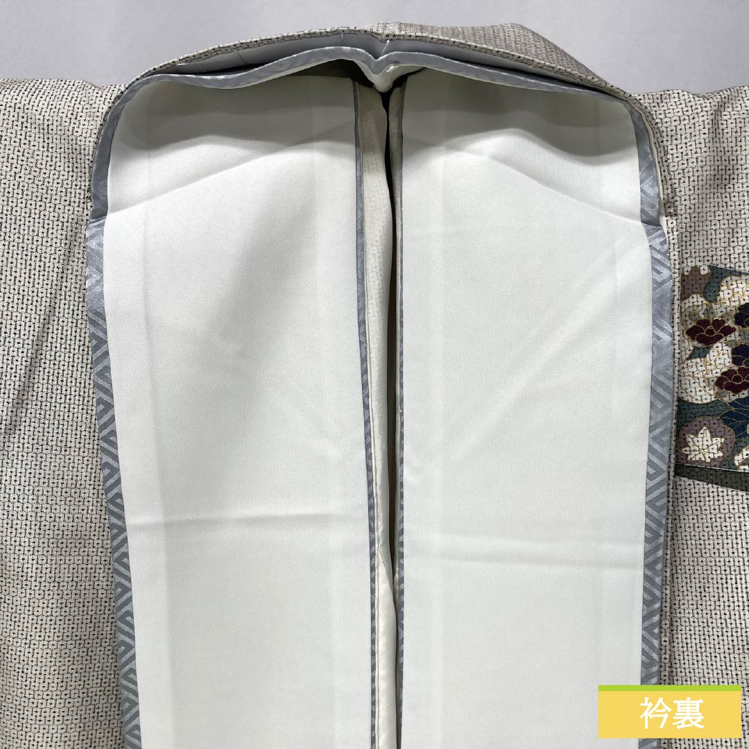 Visiting Kimono, Pure Silk, A-Rank, Lined, Length 152cm, Sleeve Length 62cm, Off-White (Kinari-Iro), White Oshima Silk, 100 Tortoise Shell Pattern, Stitched Crest, Round with Different Hawk Feathers, Classic Pattern, White, Product Number: 1112006173211