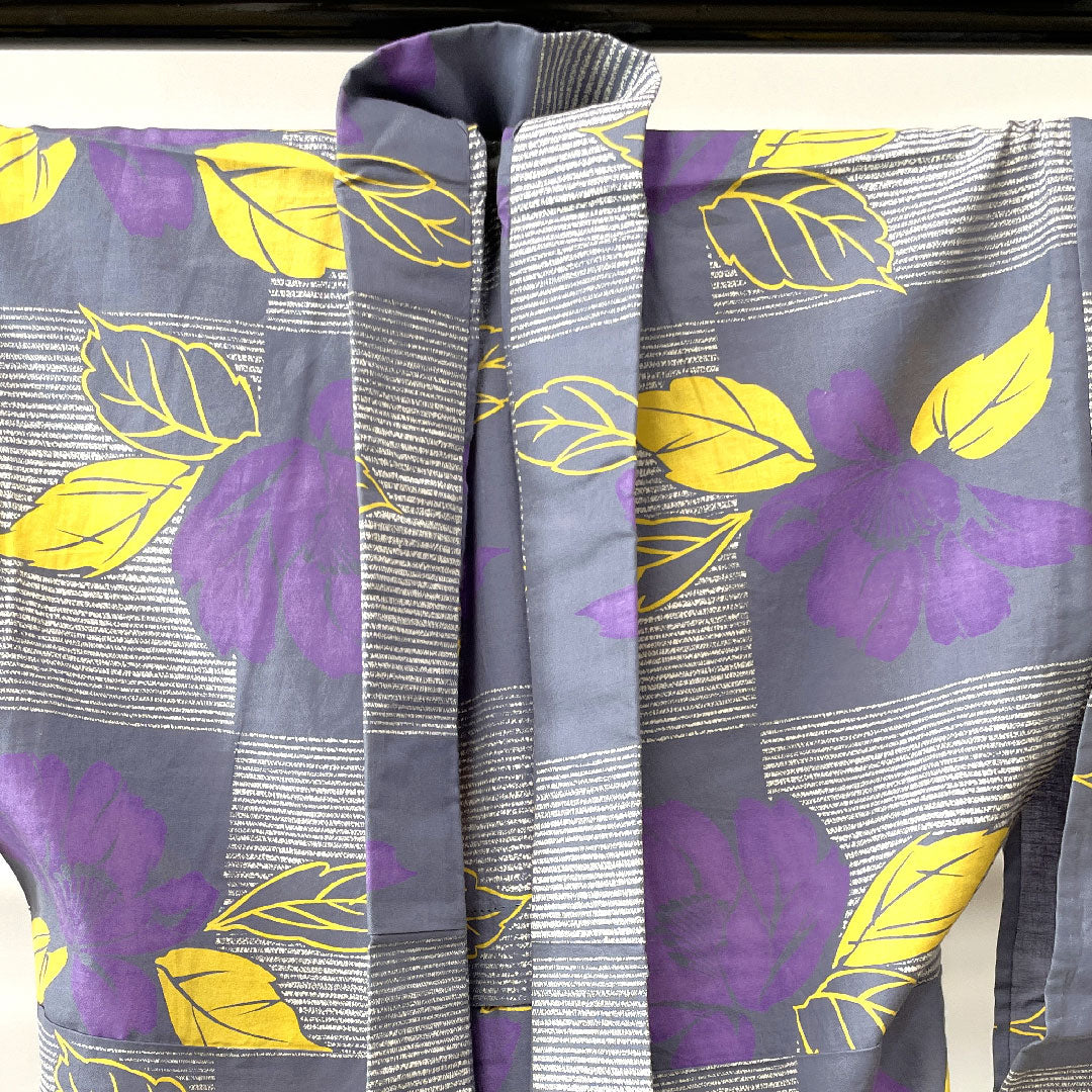 浴衣 しつけ糸付き 未使用品 灰青色 花模様 市松 木綿 Sランク 単衣 身丈170cm 裄丈67cm グレー系 1118002172622