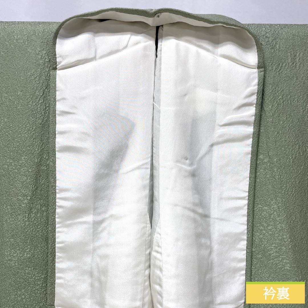 Solid-colored silk kimono, A-rank, length 156cm, sleeve length 64cm, Longquan celadon glaze color (Rongquan Ching Two-Youth), single crest, split paulownia wood, sewn crest, lined, green, 1114002563319