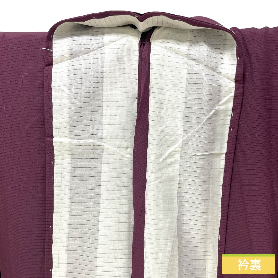 Summer item, pure silk iromuji kimono, rank A. Length 150cm, Yuki length 62cm. Mulberry color, plain design, mitsu-uroko pattern, one family crest. Ro (gauze weave), purple系. 1132003463120